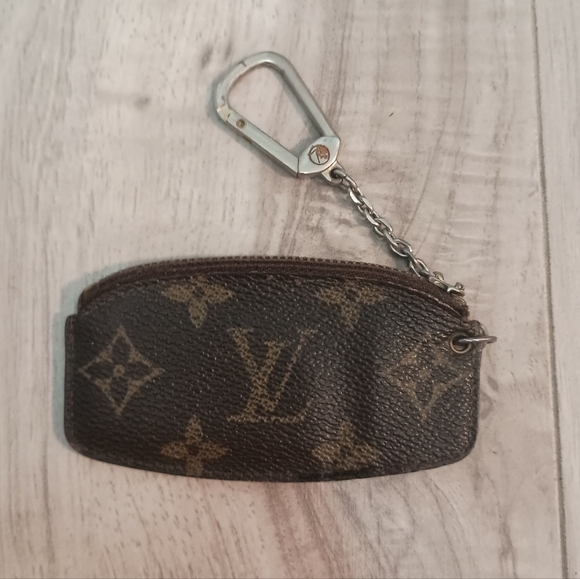 Authentic Louis Vuitton Vintage Monogram Key Pouch, Etu  Pochette Clés Vintage - Picture 1 of 13